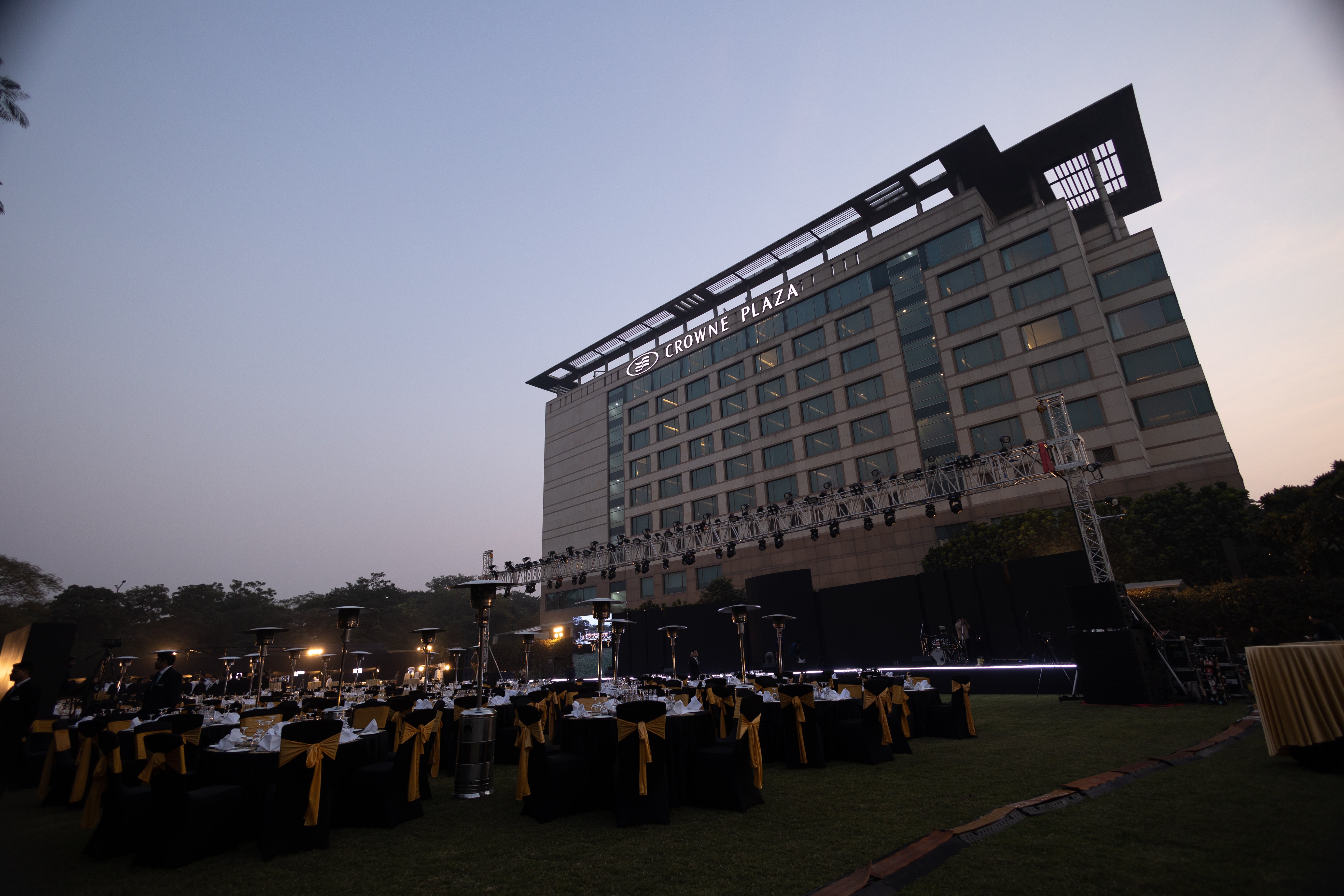 Crowne Plaza Gurgaon 2/82