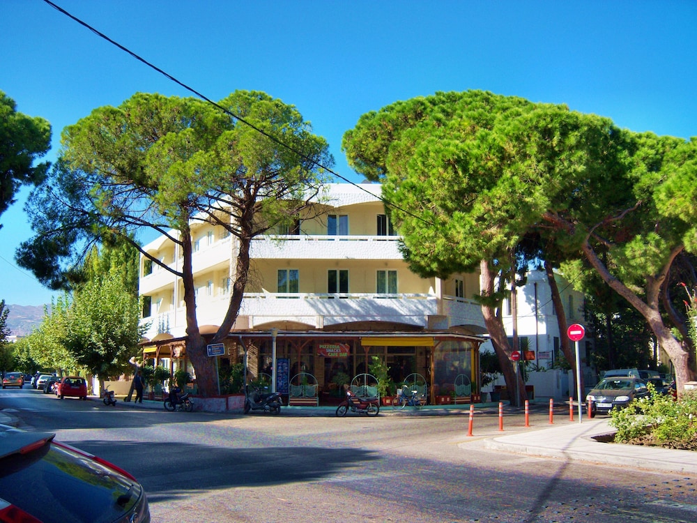 Fantasia Hotel Apartments 35/46