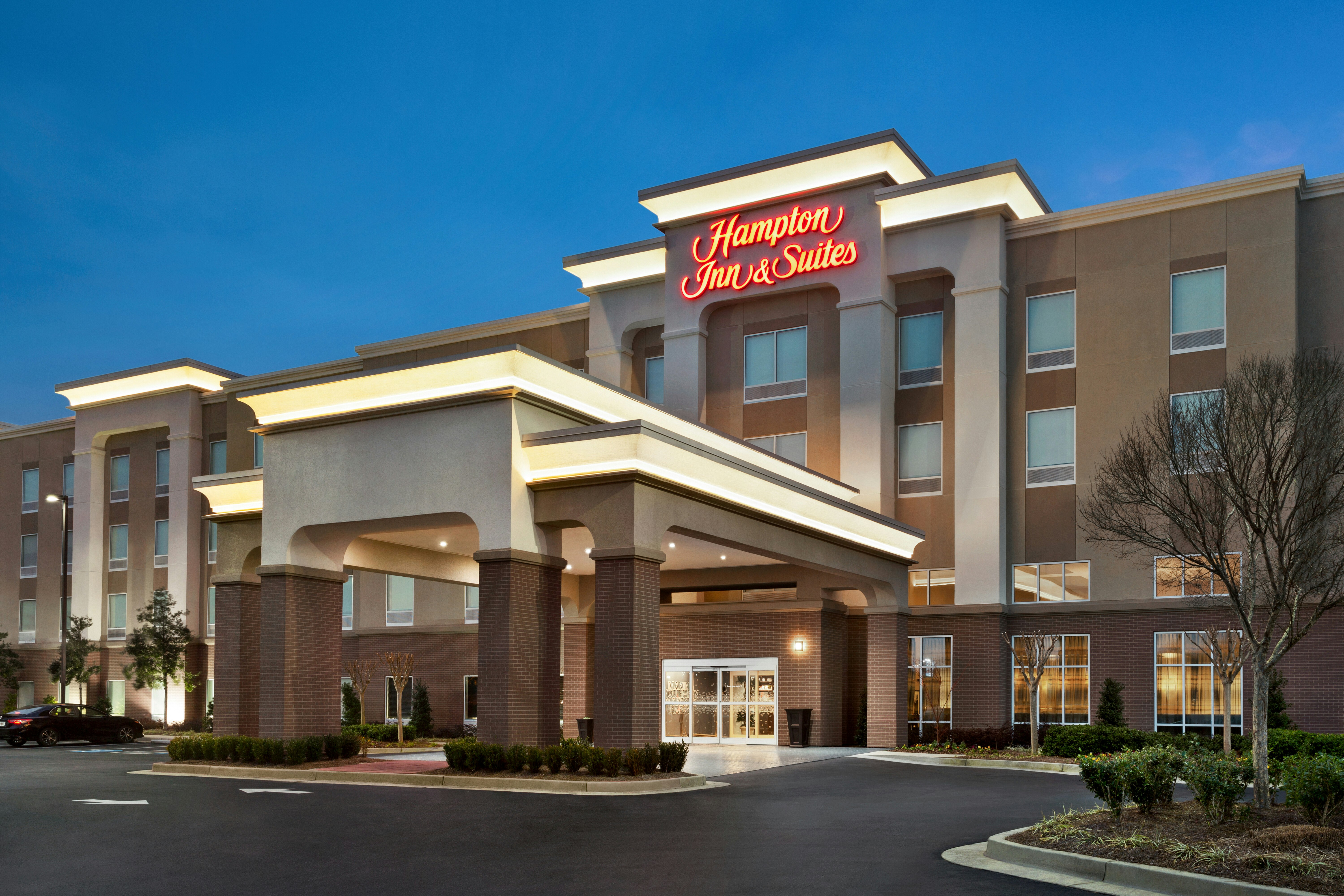Hampton Inn & Suites Atlanta Airport West/Camp Creek Pkwy 38/41