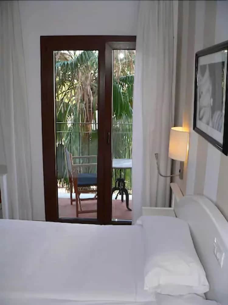 Bon Repos Hotel 35/58