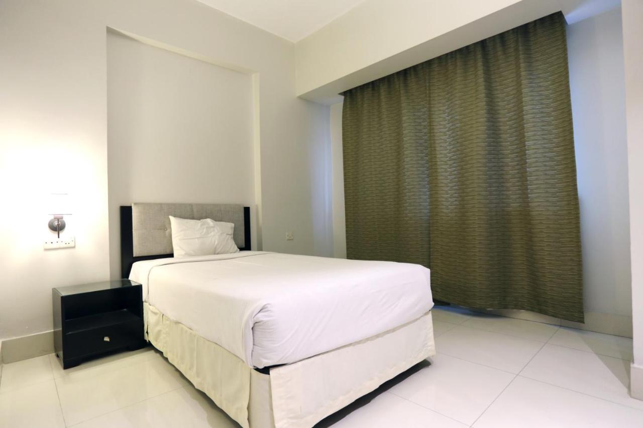 ORCHID BUSINESS HOTEL 12/36