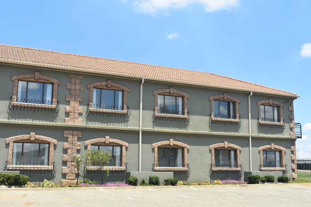 Protea Hotel By Marriott Harrismith Montrose 1/50