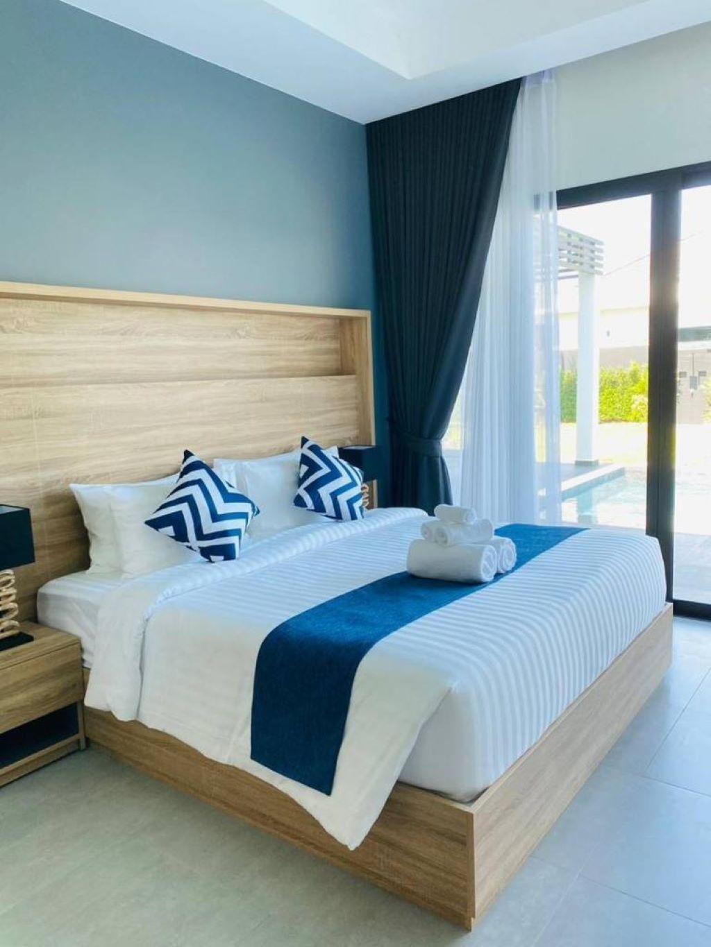 Pool, 5 Bedrooms, Villa