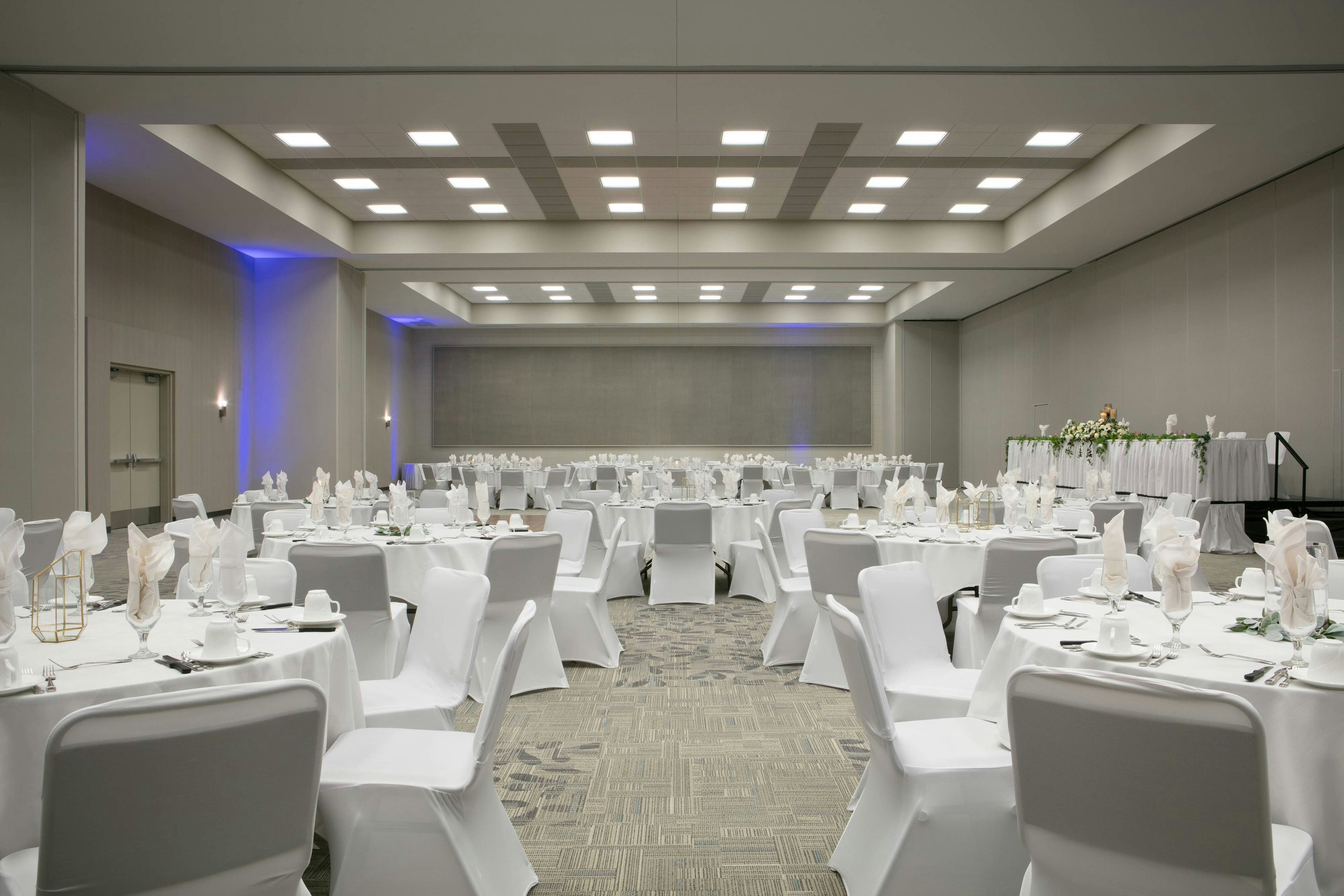 Courtyard by Marriott Sioux City Downtown/Convention Cente 41/53