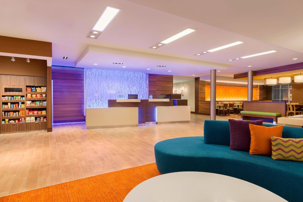 Fairfield Inn & Suites Pittsburgh Airport/Robinson Township 7/30