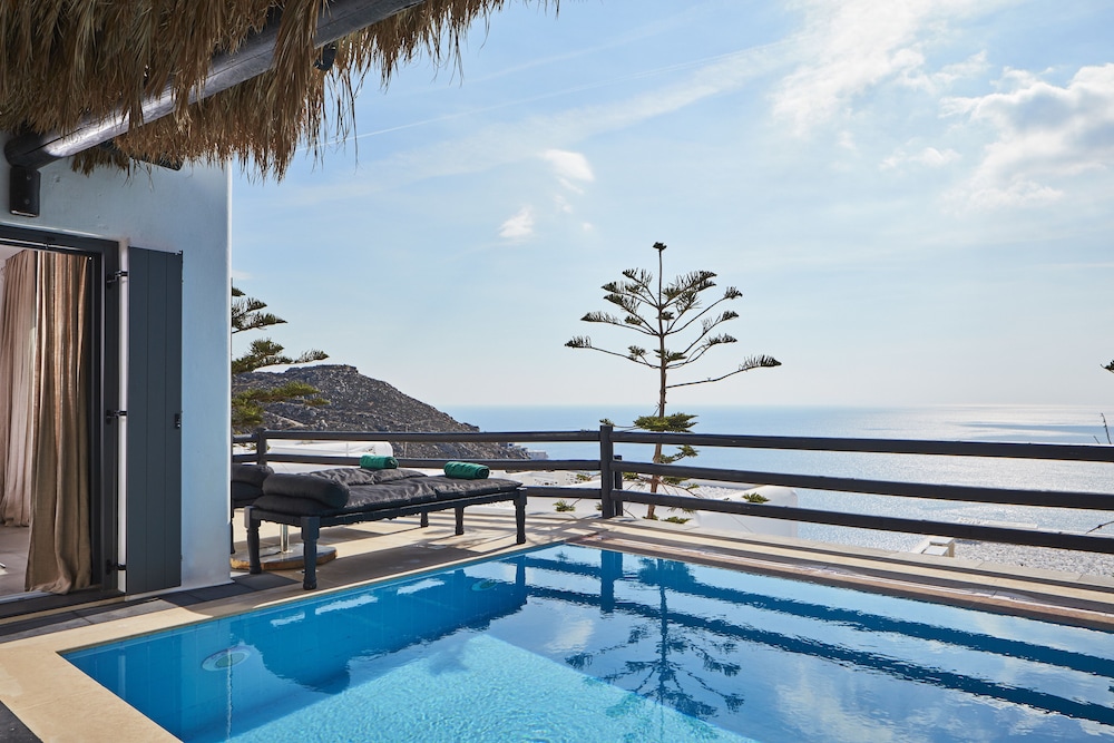 Myconian Utopia Relais & Chateaux 7/66