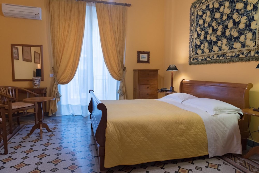 Palazzo Pantaleo 12/53