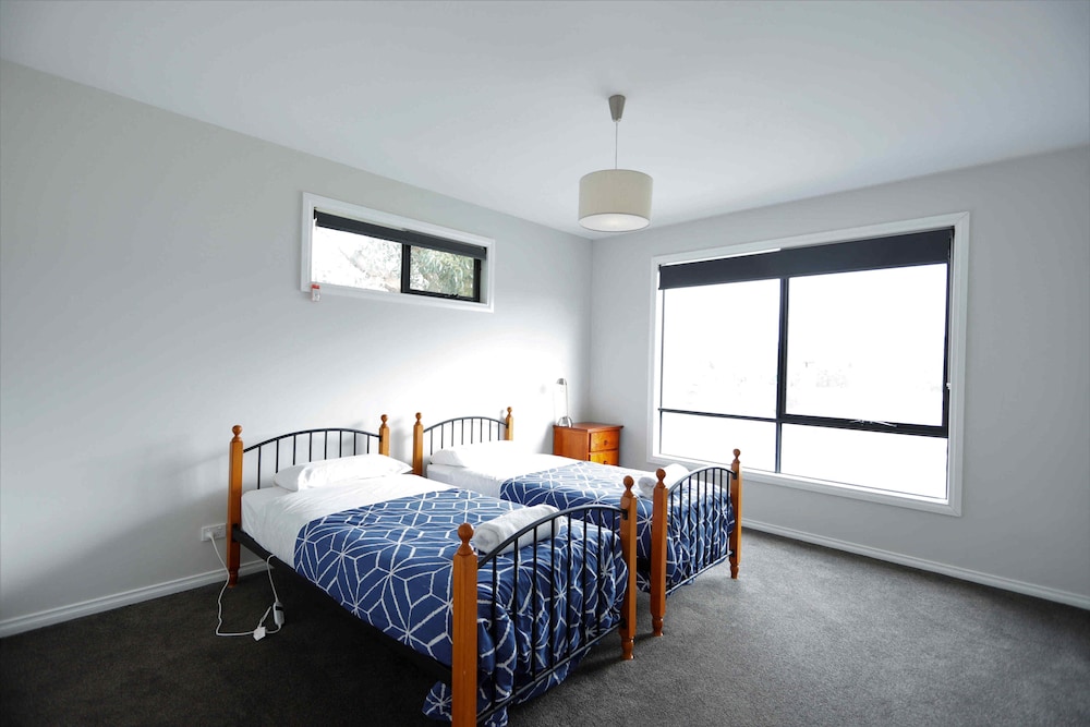 Apollo Bay Seal Apartments 13/33