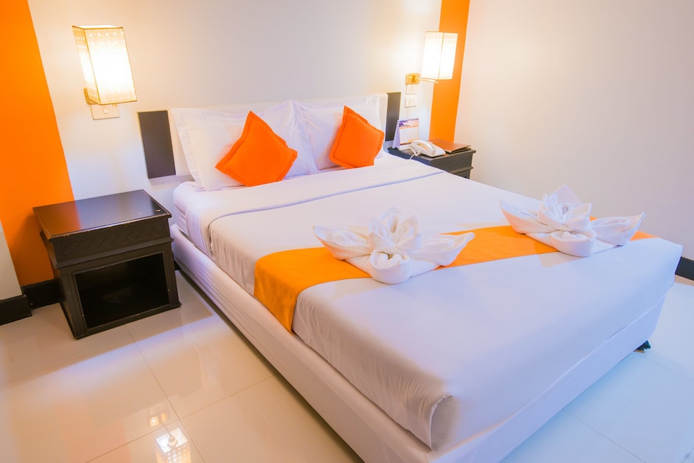 Asawann Hotel 34/68