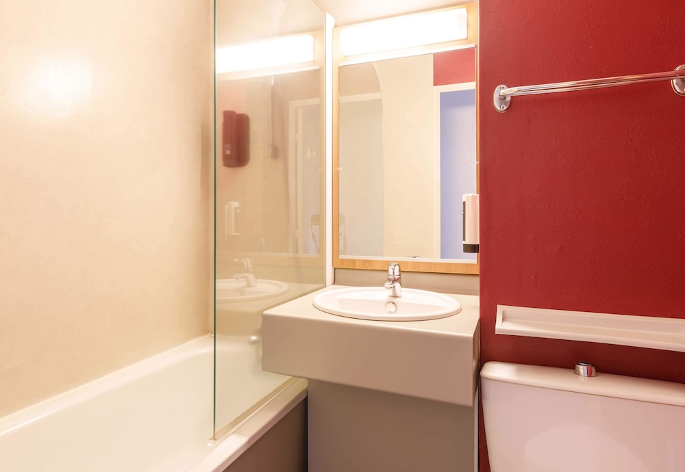 B&B Hotel Le Puy-En-Velay 34/35