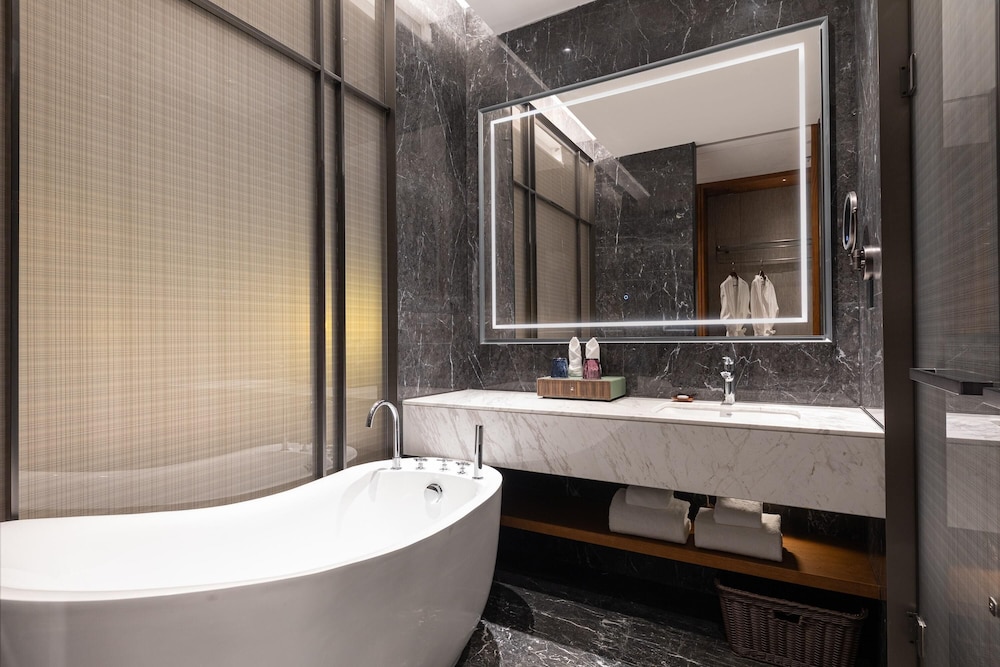 Wyndham Garden Linxia Downtown 25/26