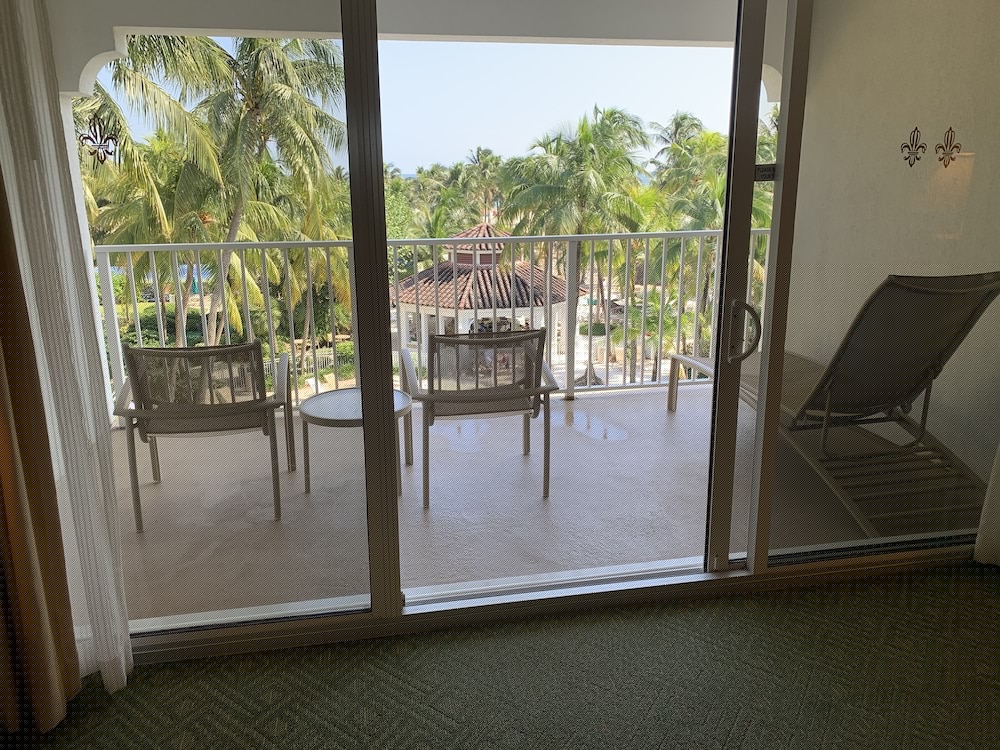 Lago Mar Beach Resort Club 70/90