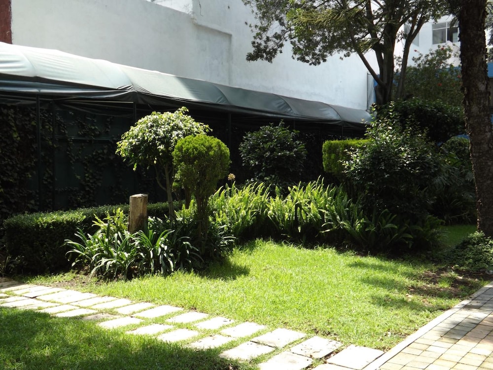 Pedregal Palace 60/63