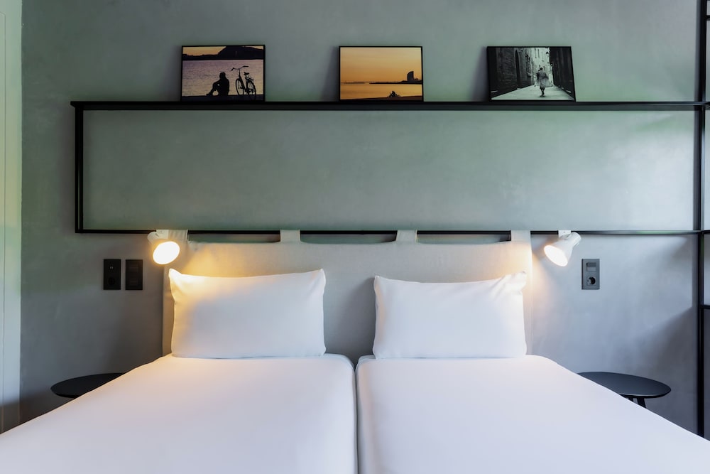 ibis Barcelona Castelldefels 24/79