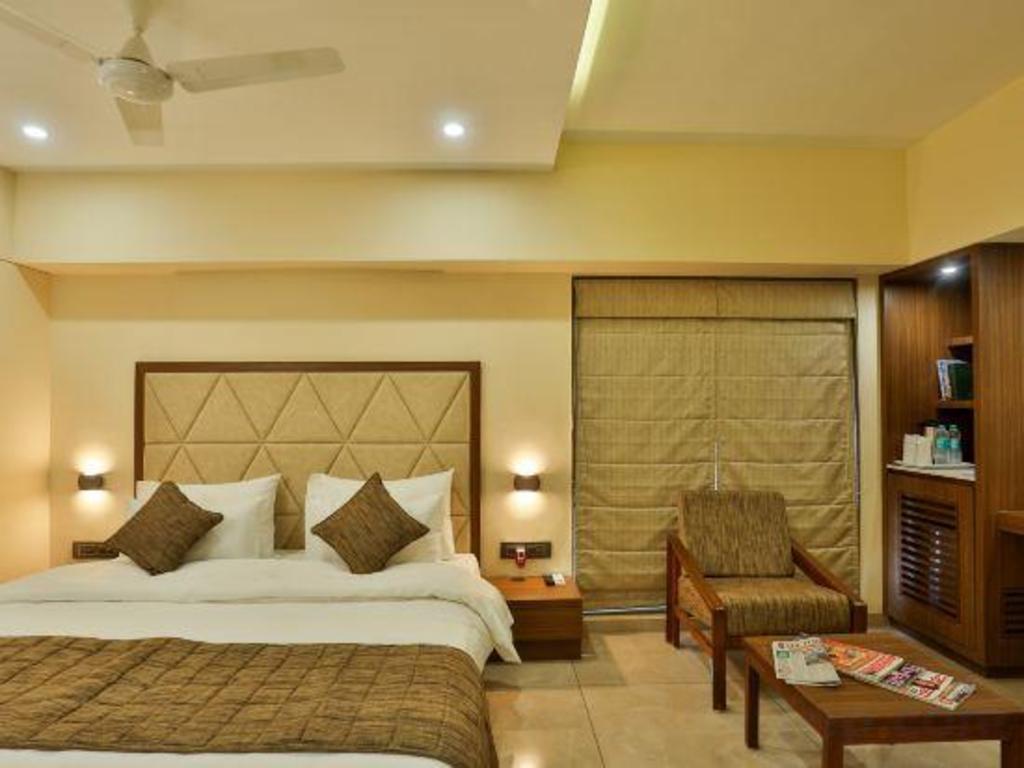 Hotel Kavery 12/42