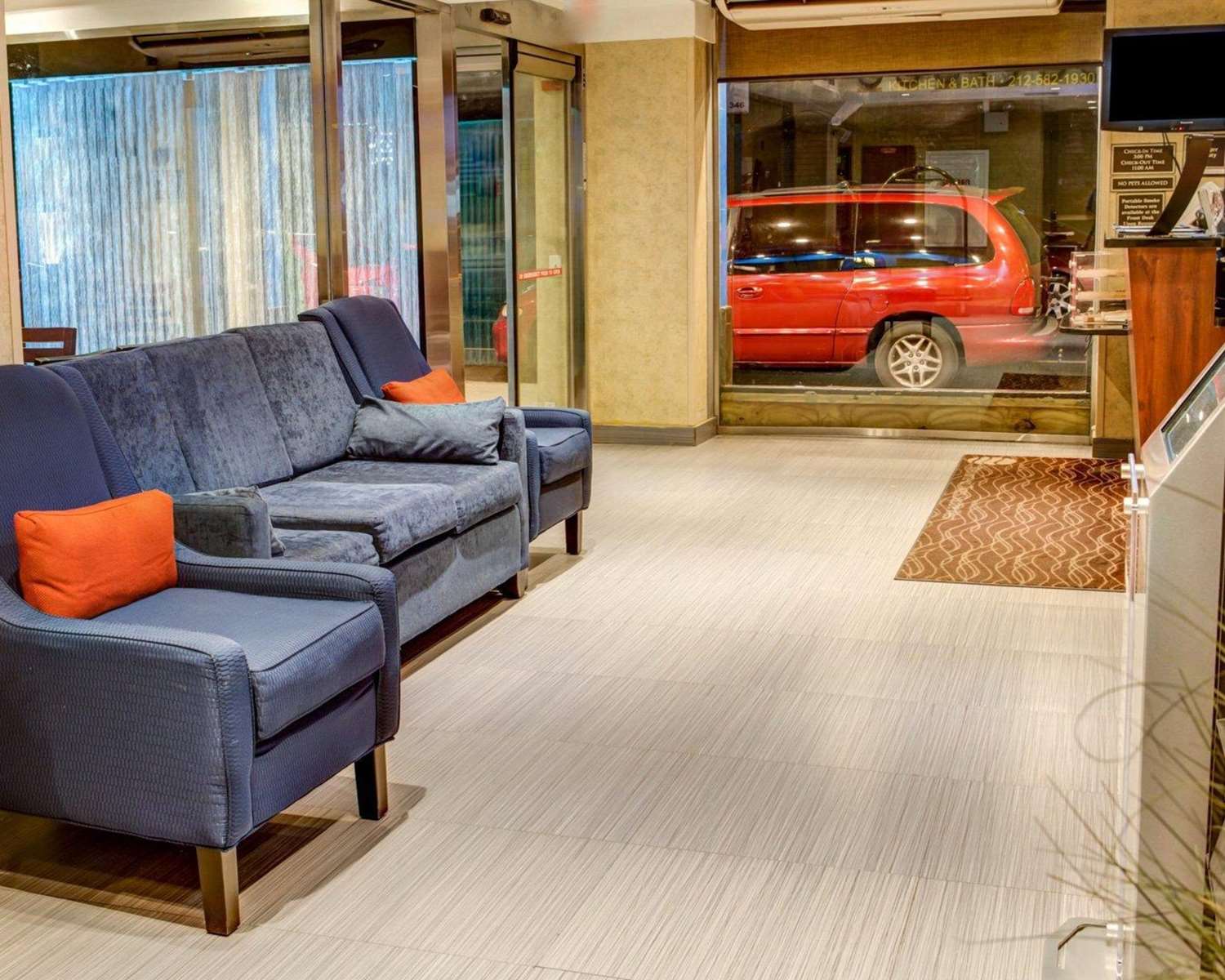 Ramada by Wyndham New York Times Square West 7/9
