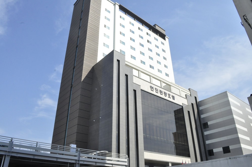 Hyunjin Tourist Hotel 6/72