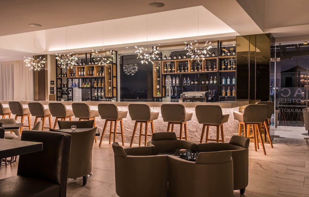 AC HOTEL BY MARRIOTT GUATEMALA CITY 40/45