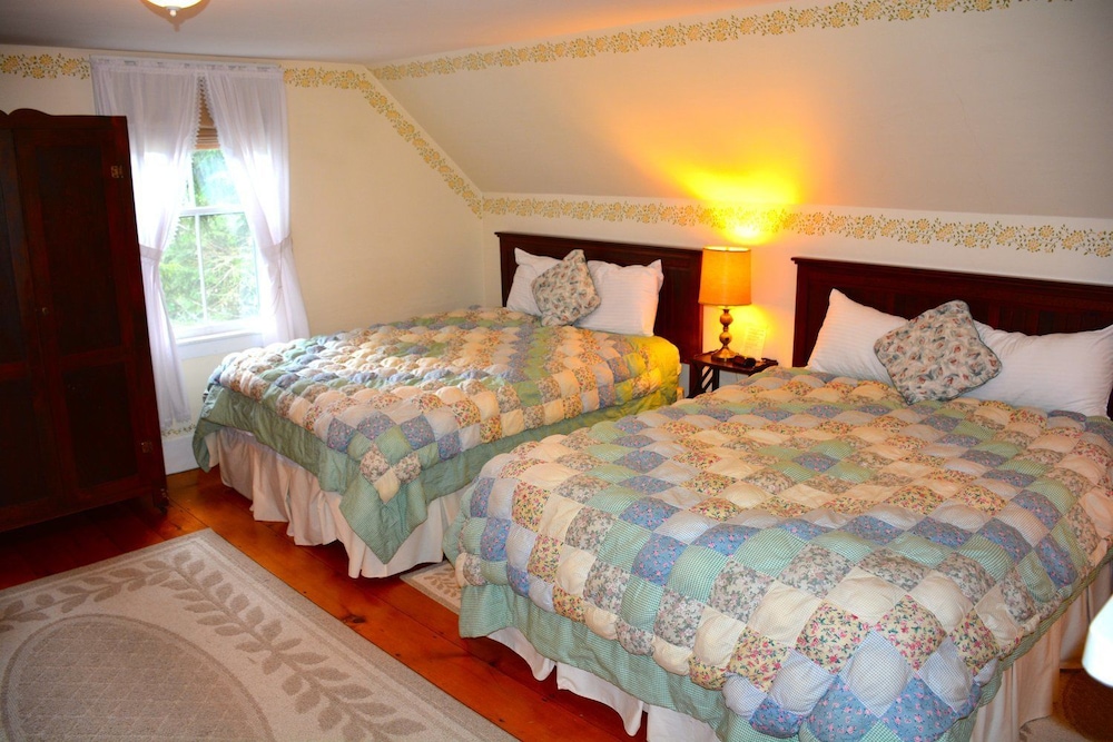 Room, 2 Queen Beds, Church Tower