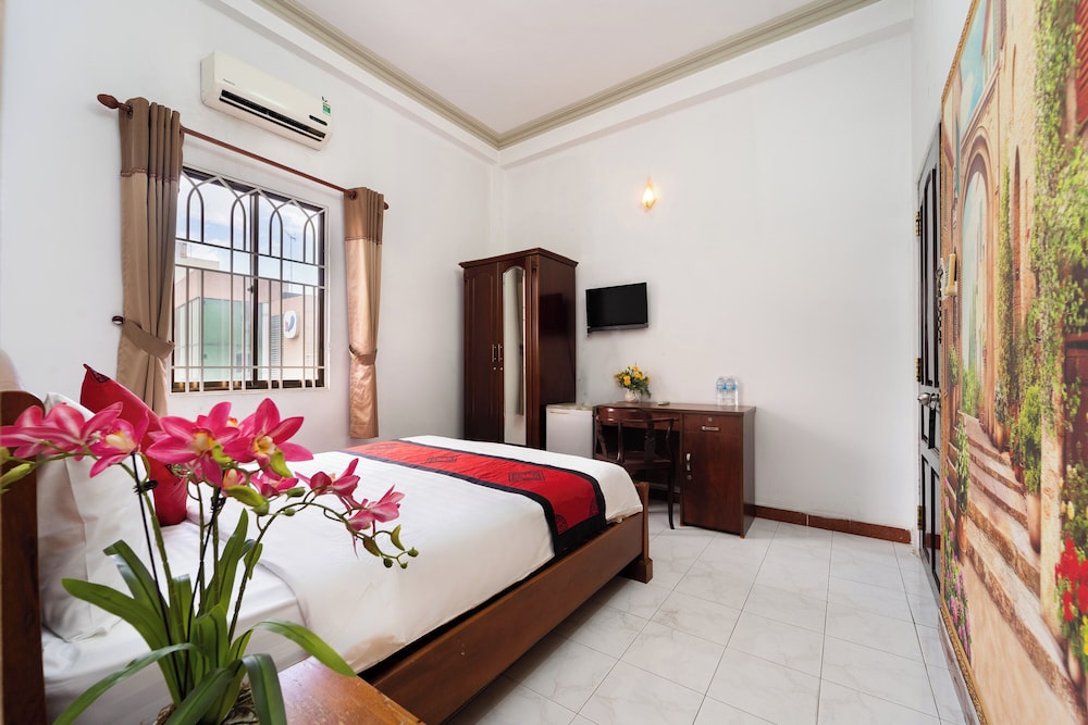 Collection O Madam Cuc Hotel 27/39