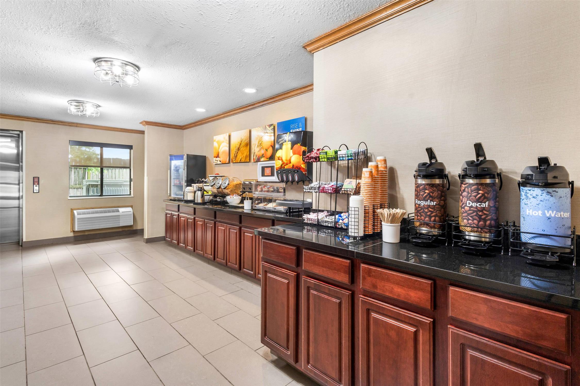 Comfort Inn Van Wert, OH 6/12