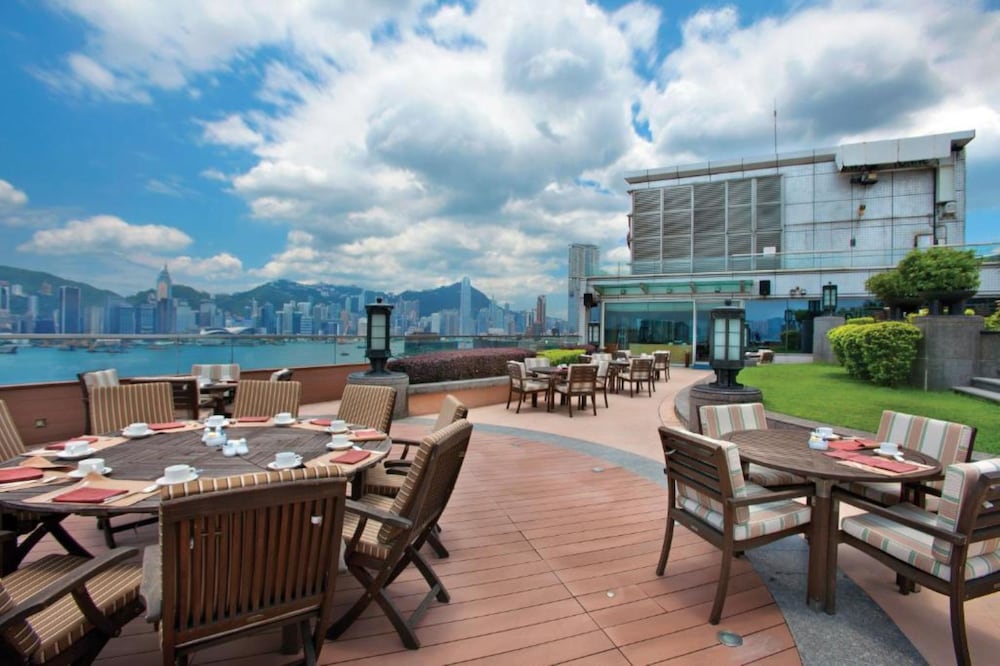 Harbour Plaza Metropolis 23/43