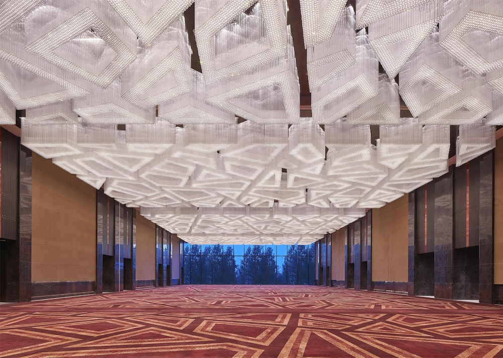 Nuo Hotel Beijing 10/77