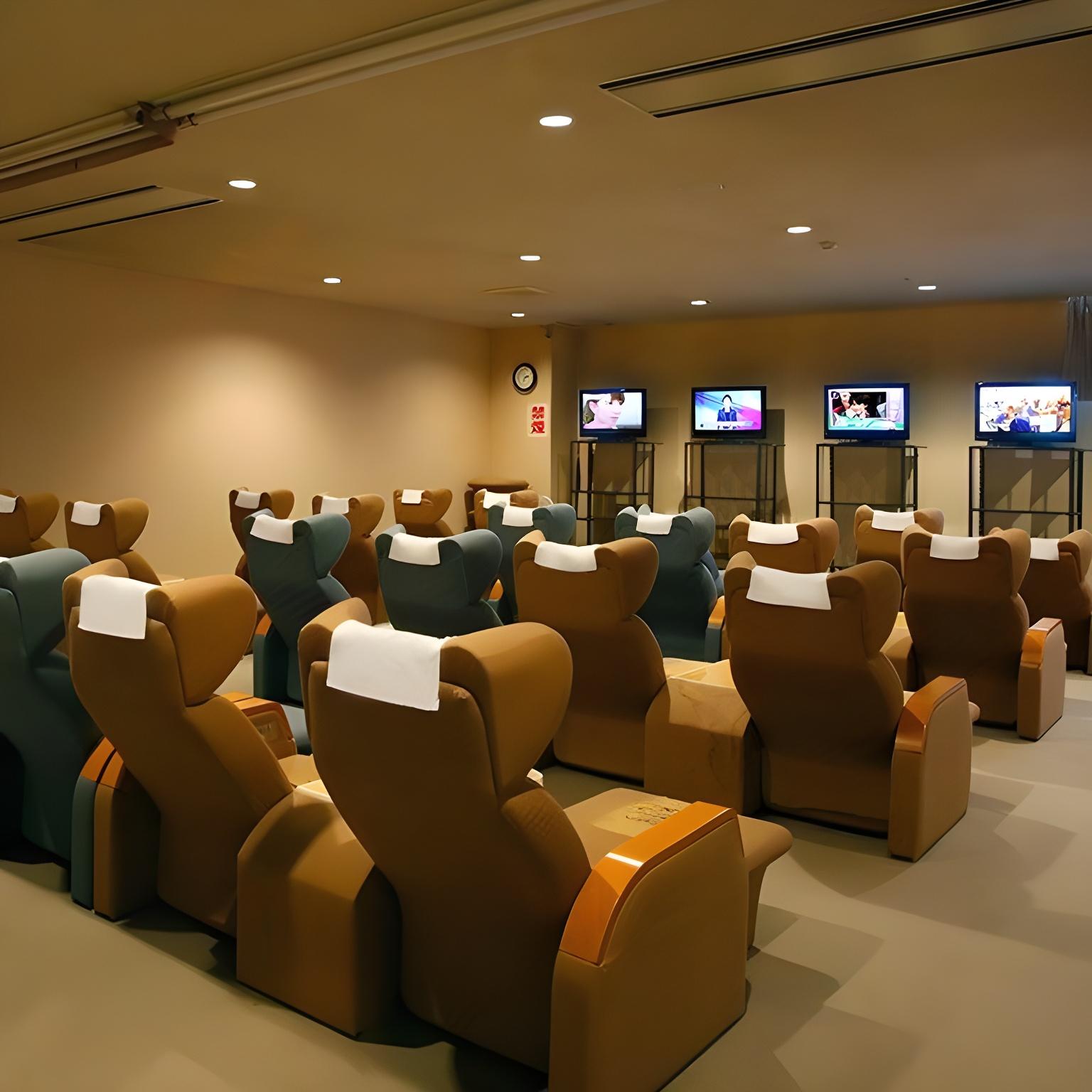 Sakudaira Plaza 21 30/32