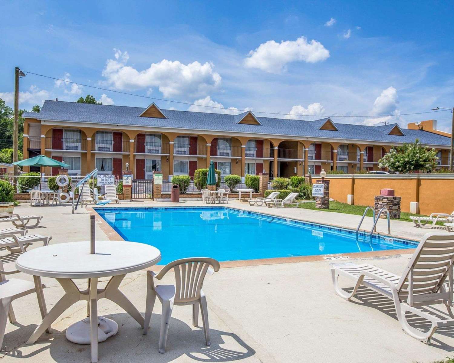 Quality Inn Greenwood Hwy 25 47/49