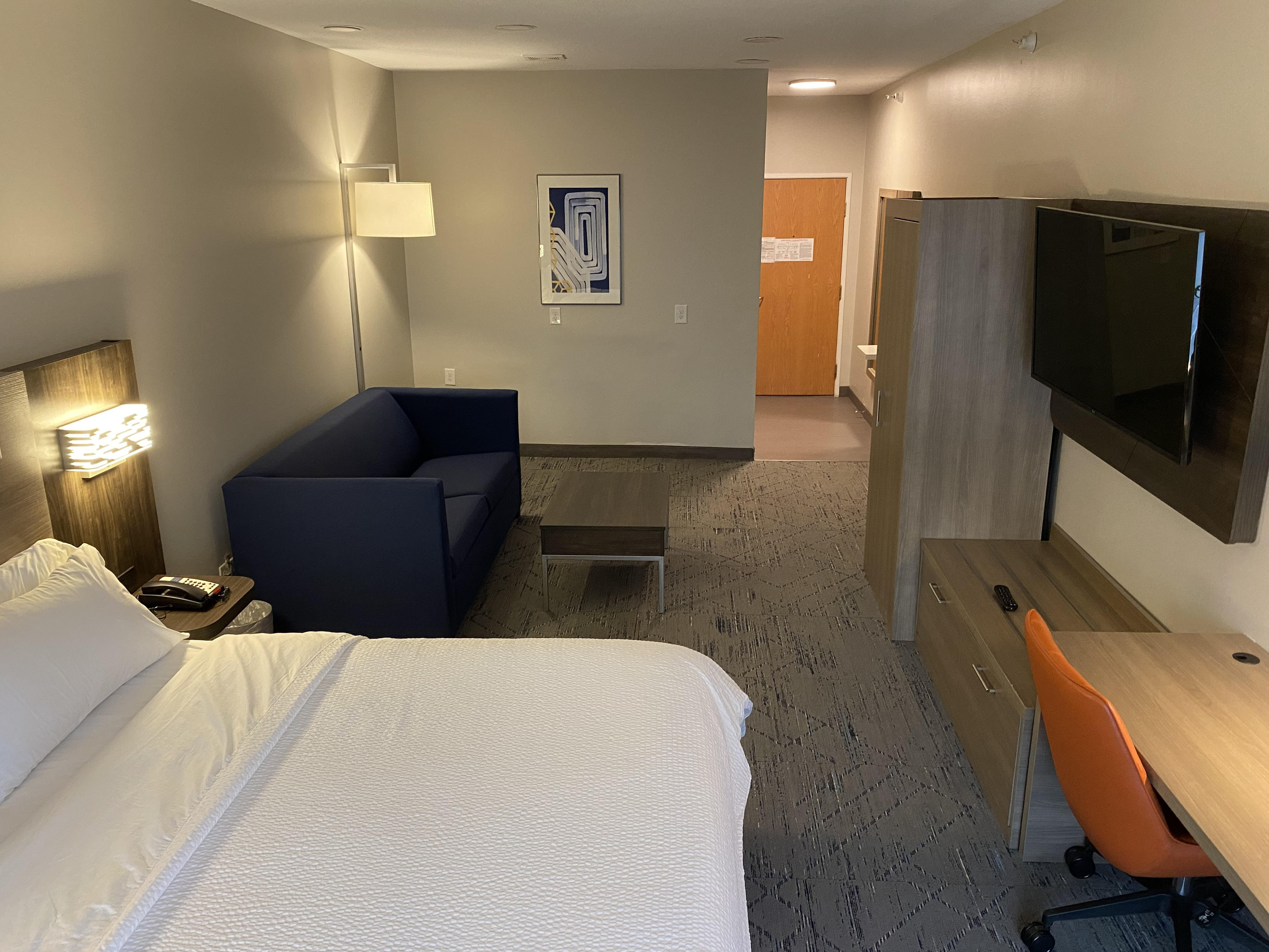 Holiday Inn Express Hotel Suites Plymouth 19/82
