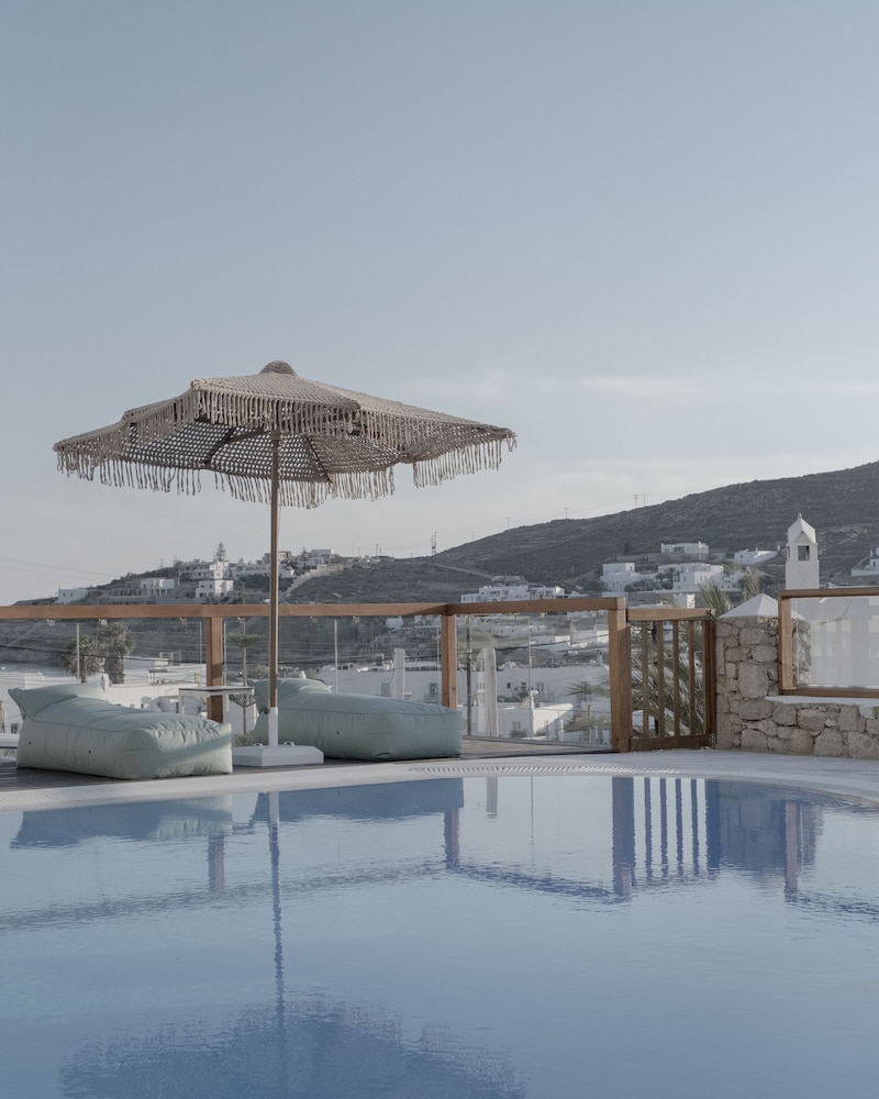 Mykonos Essence Hotel 40/47