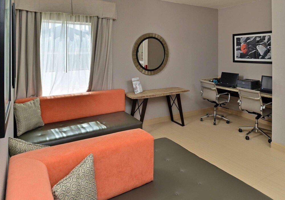 Quality Inn Suites Cotulla 33/49