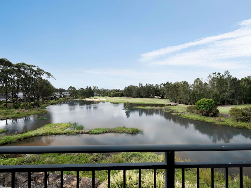 MERCURE KOOINDAH WATERS CENTRAL COAST 46/49