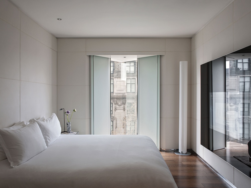 Me London Hotel 17/50