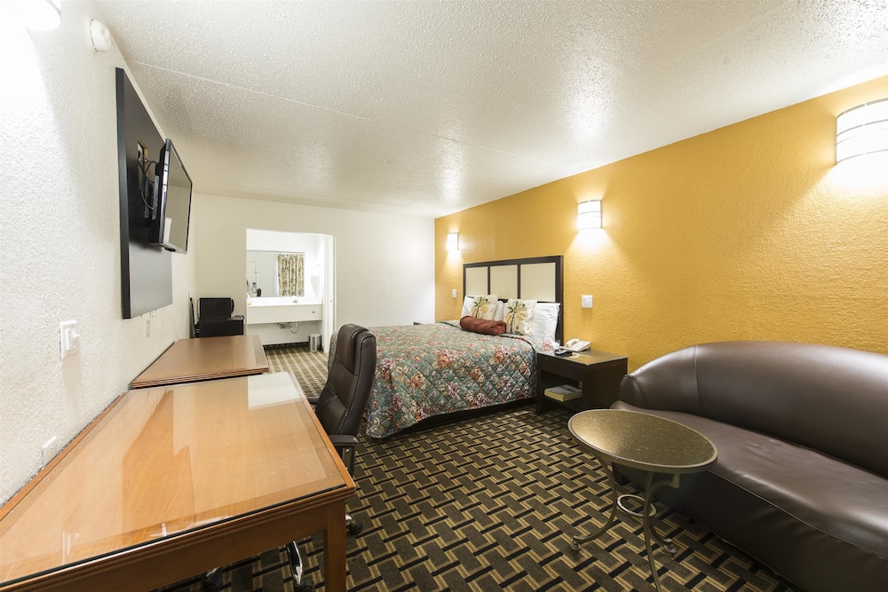 Motel6 Houston, TX - Brookhollow 40/48