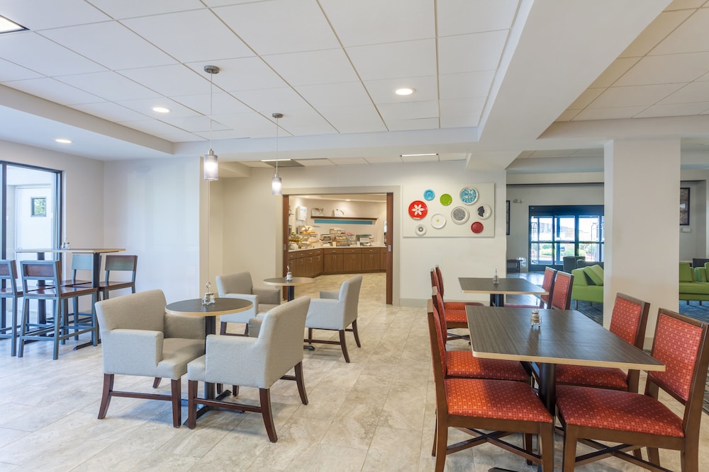Holiday Inn Express Suites Augusta West Ft Gordon Area 57/69
