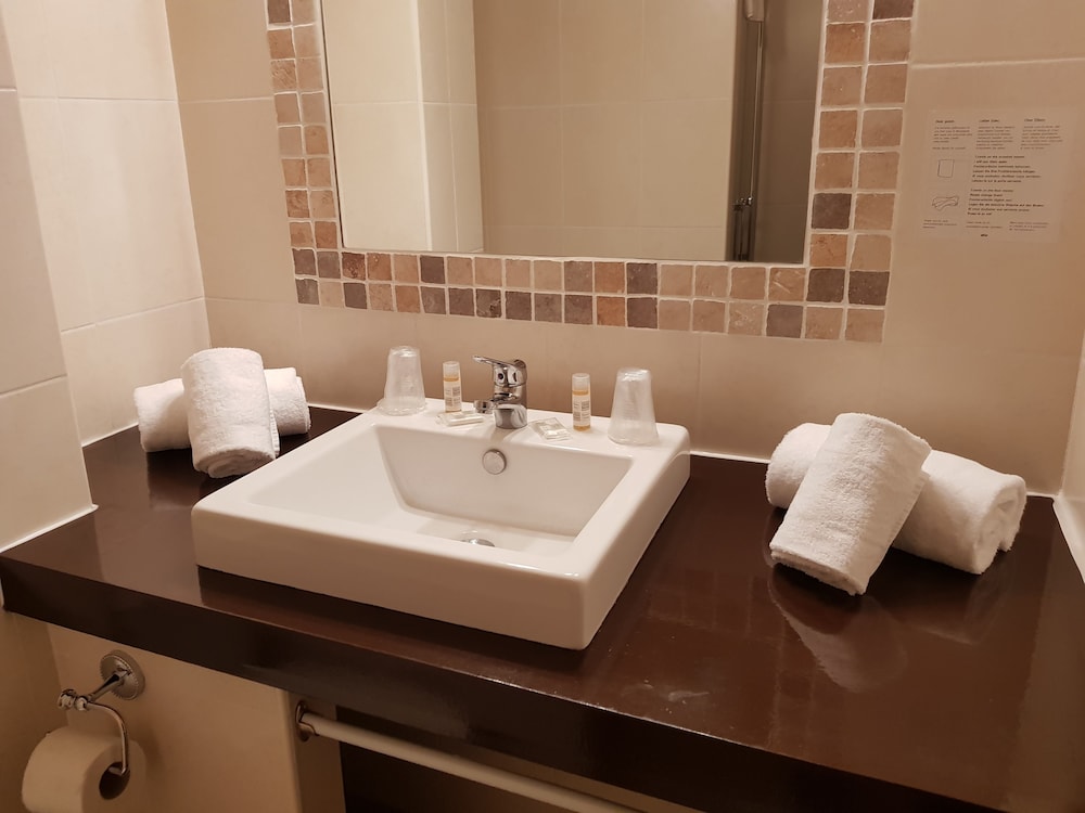 Hotel le Saint Jean 39/39