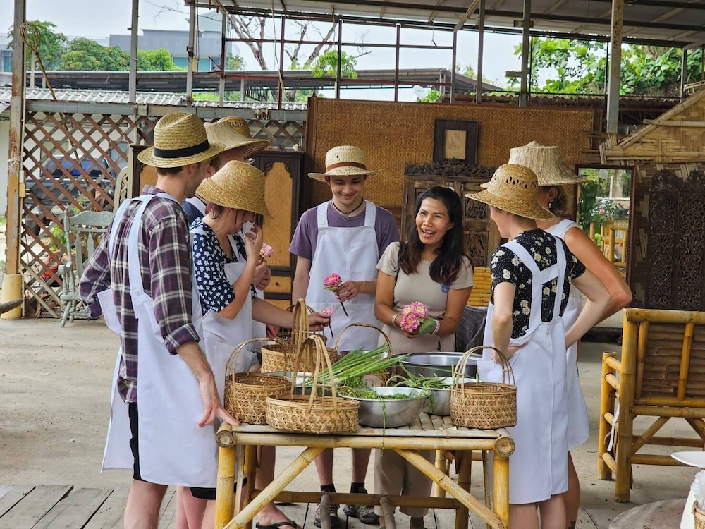 Phuket Nonnita Boutique Resort 52/69
