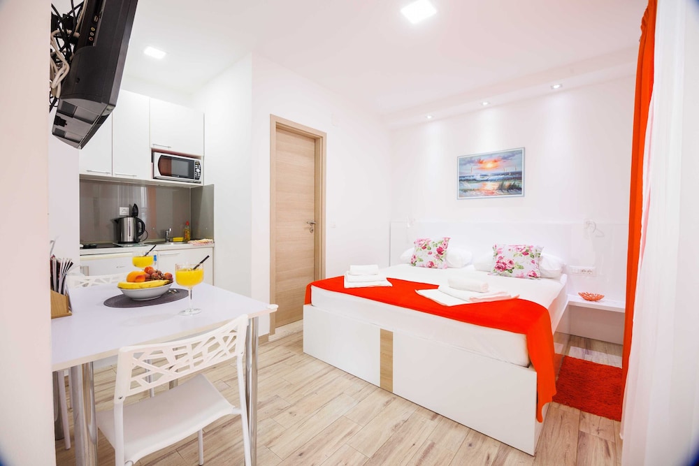 APARTMENTS GABRIERI 18/59