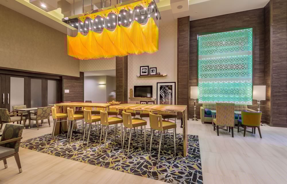 Hampton Inn Suites Dallas the Colony Tx 42/48