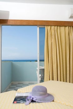 Sabina Hotel 37/53