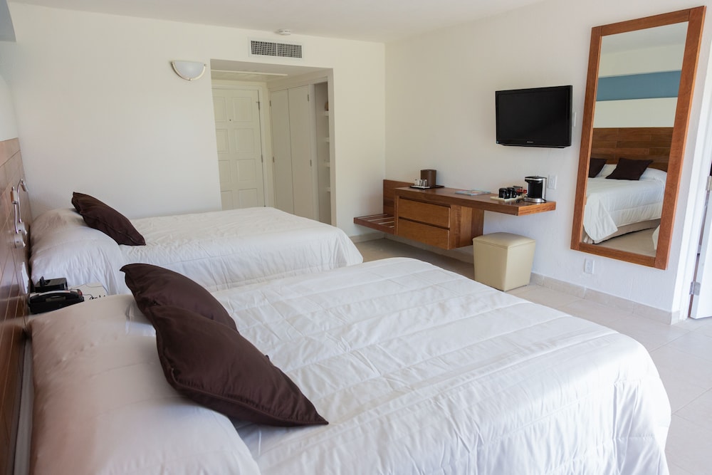 Viva Fortuna Beach by Wyndham A Trademark All Inclusive 19/68