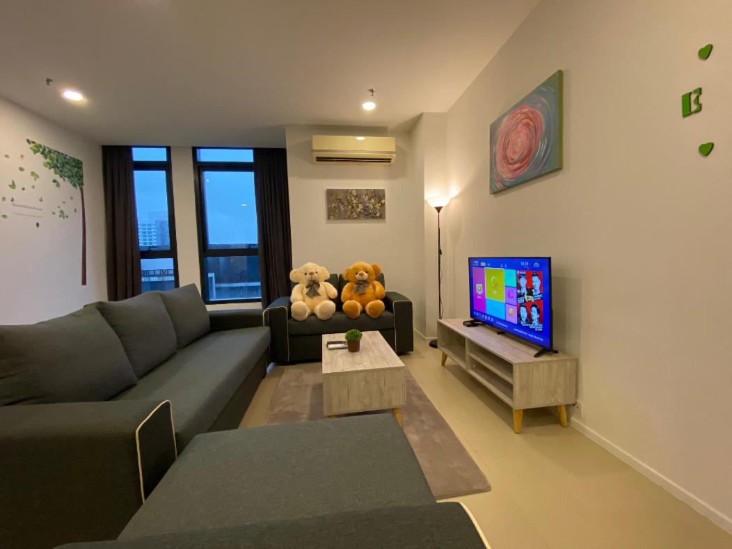 Arcoris SOHO Mont Kiara 32/50