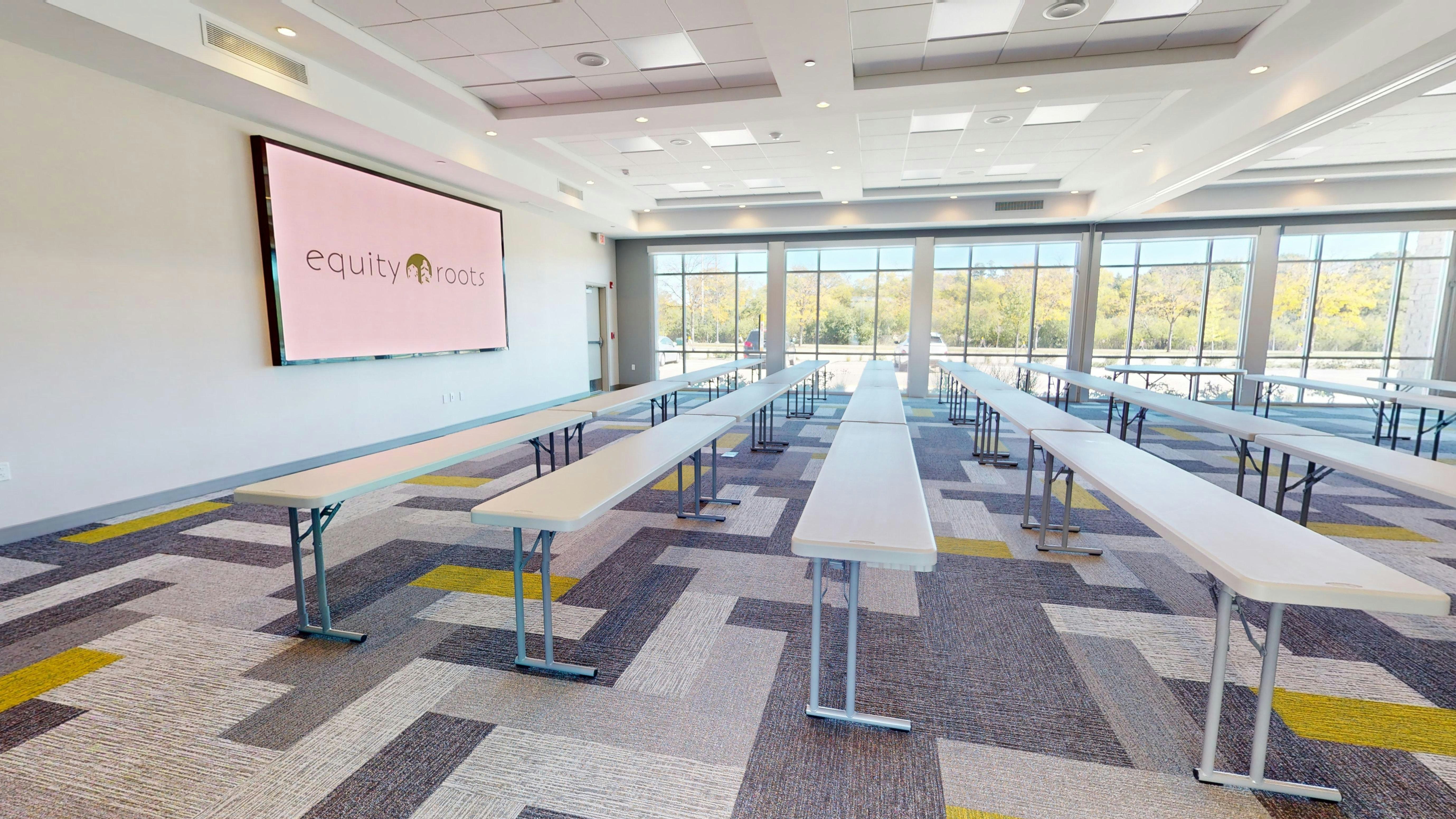 Holiday Inn Express & Suites Chicago Schaumburg, an IHG Hotel 34/50