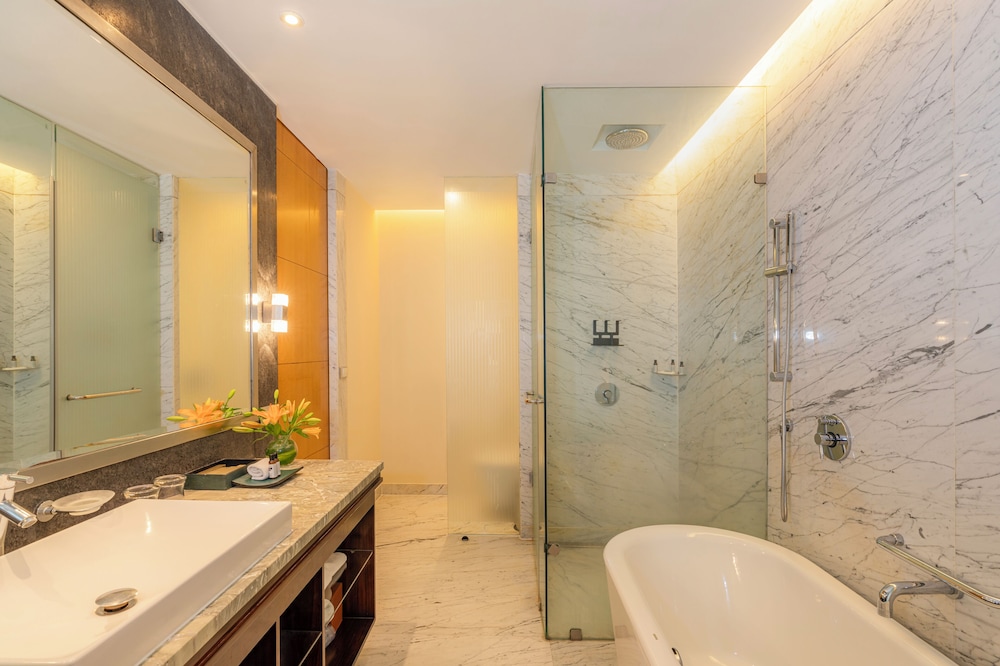 Hyatt Regency Pune Hotel and Residences 77/79