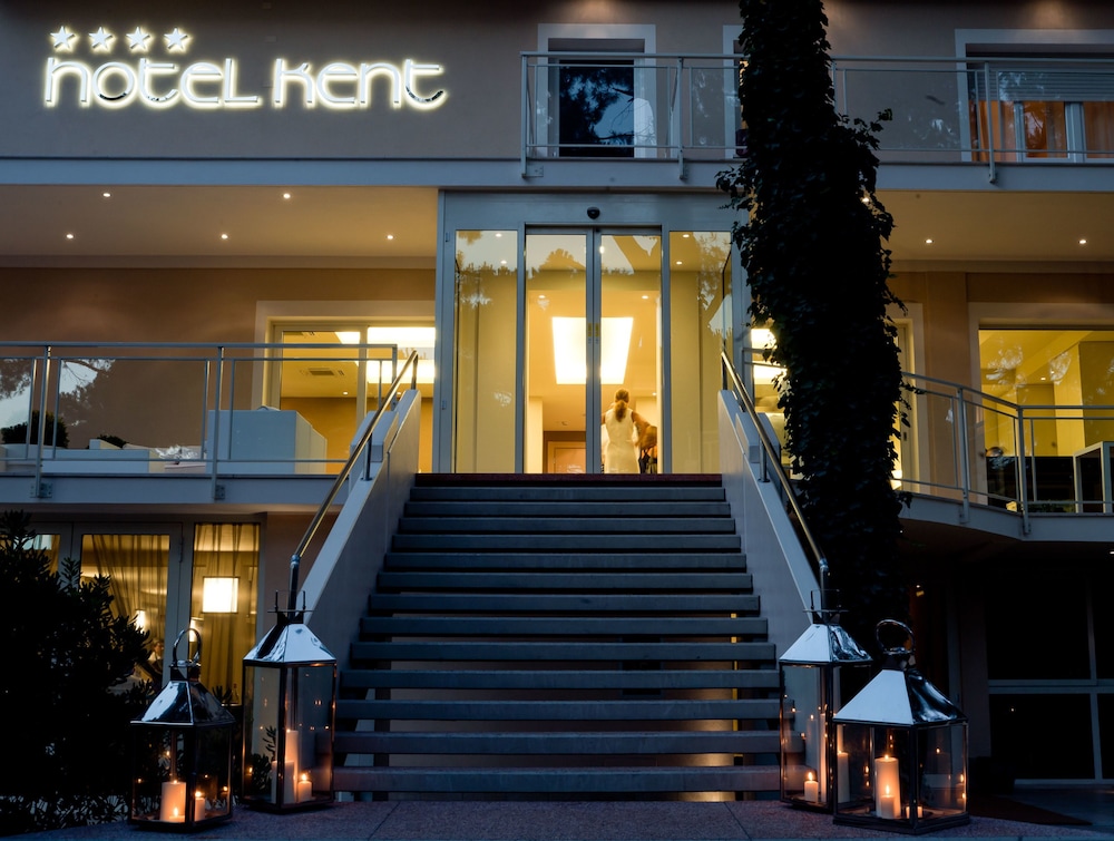 Hotel Kent 5/56