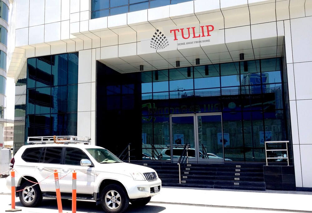 Tulip Hotel and Suites 59/65