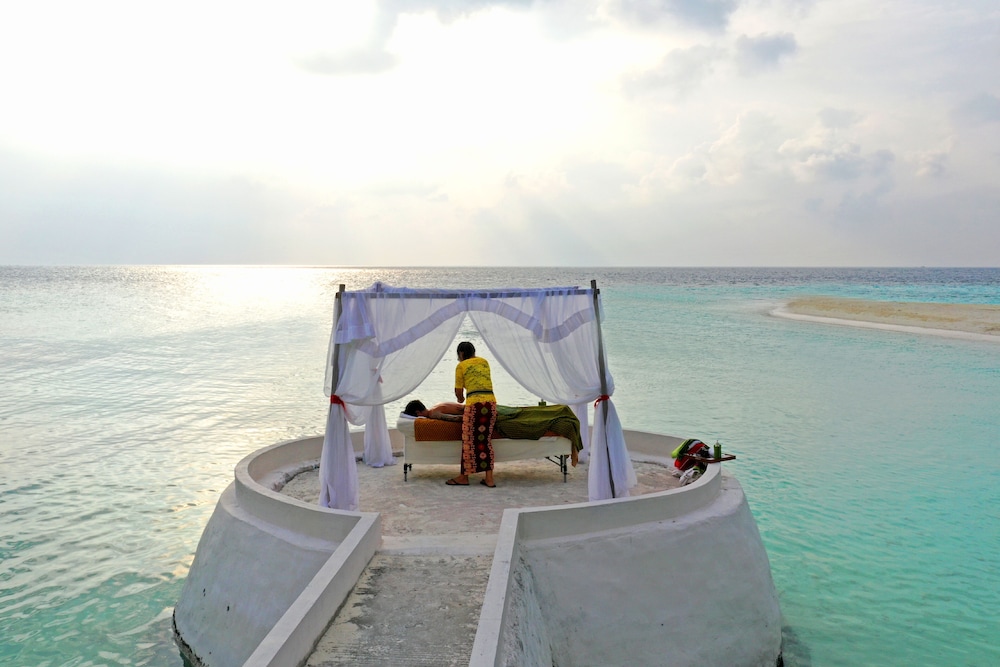 ERI Maldives 70/74