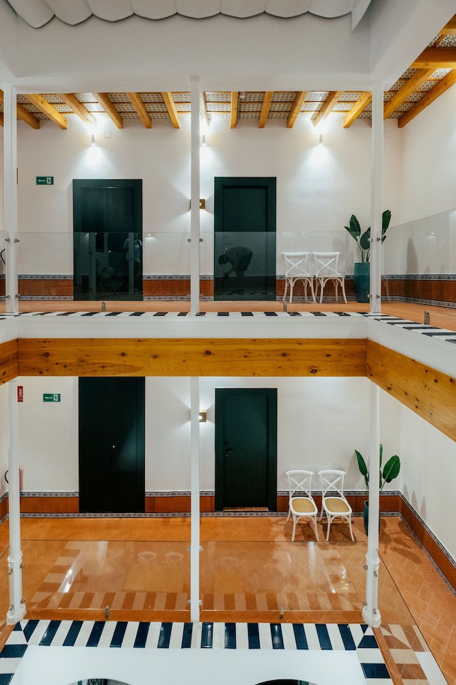 Hotel Cetina Sevilla 60/69
