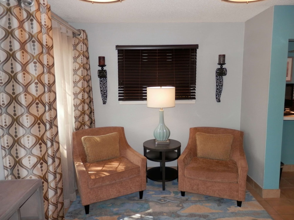 Sonesta Simply Suites Houston Nasa Clear Lake 33/47